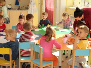 Когда в Украине откроют детские сады