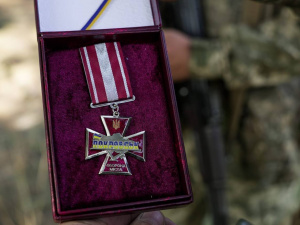 До Дня Української Державності Сергій Добряк вручив відзнаки Захисникам Покровська