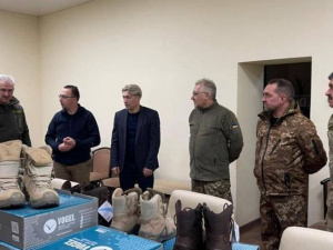 Бійцям добровольчого формування «Покровськ-1» передано комплекти зимового одягу