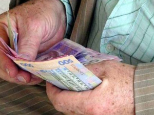 В Украине запланировали 12 этапов повышения пенсий