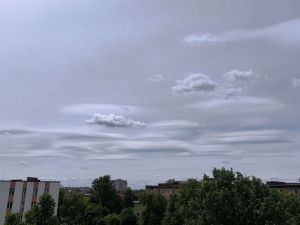 Весна в Україні закінчиться холодною погодою з дощами та похмурим небом