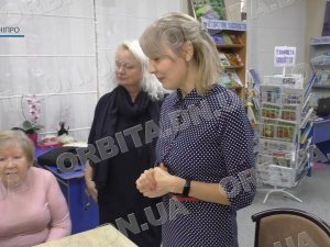 Відновлення душевних сил: у бібліотеці імені Шевченка покровчани спілкувались з психологами