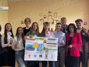 Покровські школярі зійшлися в інтелектуальному батлі з однолітками з Івано-Франківська
