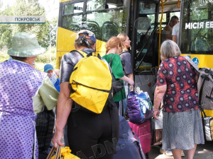 У Покровському евакопункті розповіли, як виїхати до більш безпечних регіонів країни