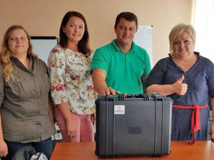 В УСЗН Покровска появился грантовый «мобильный кейс» для выездного обслуживания подопечных