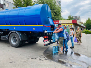 Про підвіз питної води в Покровську та Родинському 10 вересня