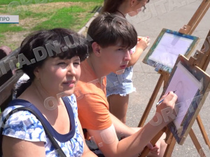 Юні художники Покровської громади провели літній пленер просто неба