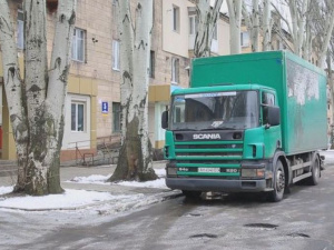 05.03.2022. Покровск. Доставка продуктов в маленькие магазины не прекращается