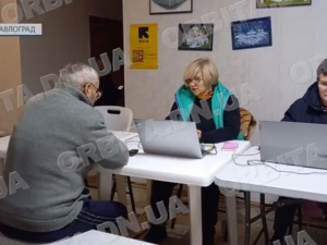 Підтримують своїх земляків. Про роботу Новогродівського УСЗН та центру надання соцпослуг