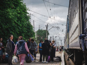 На Донеччині ще у семи населених пунктах оголошено примусову евакуацію дітей