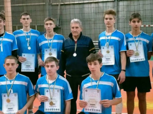 Юні волейболісти покровської ДЮСШ - чемпіони Донецької області