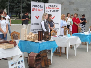«Выбираем будущее вместе!» – в Покровске прошла областная ярмарка вакансий