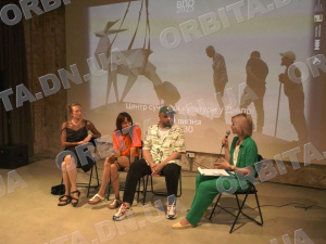 Фільм про скульптуру «Олень» з Покровська представлять на бієнале у Венеції