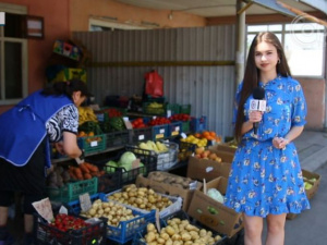 Огляд цін на ринку Покровська: літо набирає обертів і сезонні ягоди та овочі дешевшають