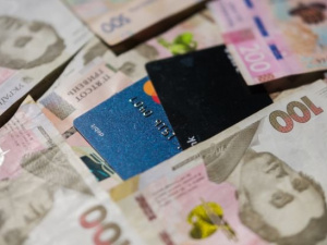 «Тепла зима-2025/26»: Кабмін планує разову виплату для соціально вразливих українців