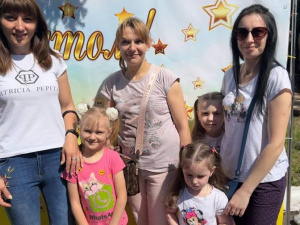 Танці, конкурси, аквагрим: у селищі Новоекономічне відсвяткували День захисту дітей