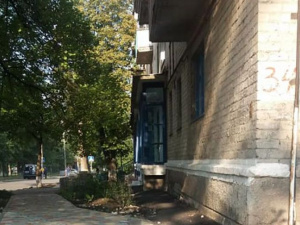 На улице Руднева в Покровске завершается строительство долгожданного тротуара