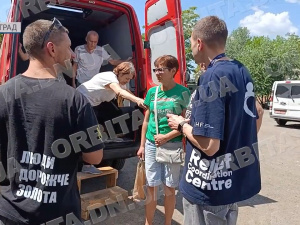Евакуація з маломобільними та порятунок тварин: як виїжджають жителі прифронтових міст