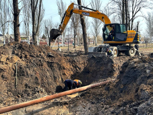 Співробітники КП «Покровськводоканал» продовжили роботи на місці прильоту (додано відео)