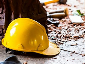 Запобігання нещасним випадкам внаслідок наїзду на працівників під час руху транспортних засобів та сільгосптехніки