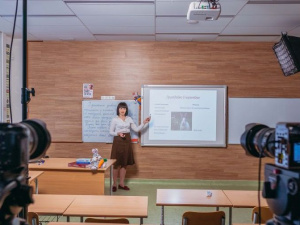 Уроки по телевізору: в Україні стартує освітній проект «Всеукраїнська школа онлайн»