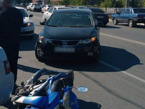 У Добропіллі «Kia» протаранив скутер