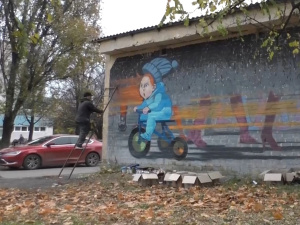 Художники з усієї України прикрасили муралами міста Донецької області