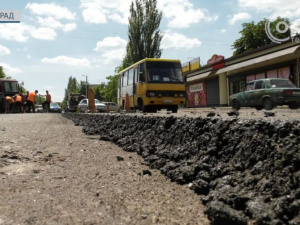 У Мирнограді почався ремонт доріг з найжвавішим рухом