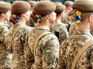 У Міноборони спростували фейк про мобілізацію жінок в Україні