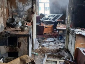 Названа предварительная причина пожара в Покровске, при котором погиб человек