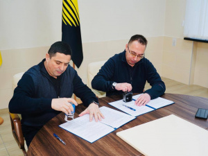 Для допомоги переселенцям: Покровська МВА уклала меморандуми з трьома громадами Донеччини