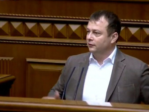 ВР досрочно прекратила полномочия народного депутата Украины Руслана Требушкина