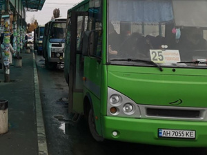 Графік руху маршрутних автобусів по Покровську 6 липня
