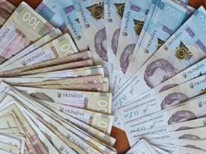 Банкомат выдал украинцу 40 тысяч вместо четырех