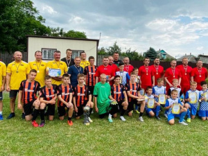 До Дня батька у Покровську відбувся родинний футбольний турнір