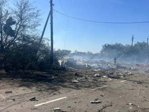 В Ясеновому ворог влучив у магазин, - прокуратура