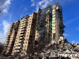 Обстріли Донеччини за добу: поліція показала наслідки руйнувань