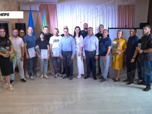 Попри війну виховують переможців: у Покровській громаді привітали тренерів