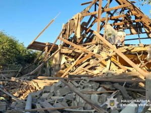 Двоє людей загинуло, семеро поранені через російські обстріли Донеччини