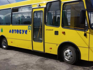 Для учнів з села Рівне до Мирнограда курсуватиме шкільний автобус