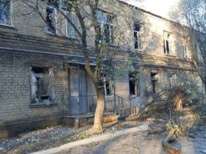Обстріл лікарні в Покровському районі: поліція відкрила кримінальне провадження