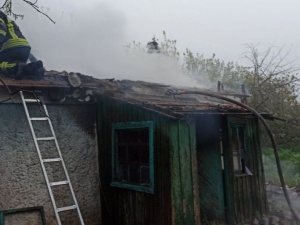 Утром в Покровском районе горел заброшенный дом