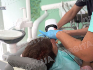 Лікують і земляків, і місцевих: Покровська стоматологія користується попитом у Дніпрі