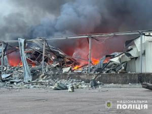 Загарбники скидають на Покровськ авіабомби: вчора пошкодили інфраструктуру