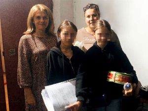Дві сестри з Покровської громади повернулися в Україну та знайшли новий дім в патронатній сім’ї