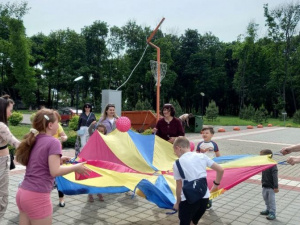 Не так масово, як раніше, але більш змістовно. У Покровську відзначили День захисту дітей