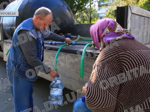 Доречна допомога: ЮНІСЕФ надає покровчанам питну воду