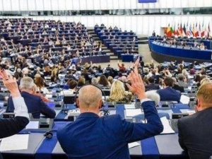 Європарламент прийняв резолюцію в підтримку надання Україні та Молдові статусу кандидатів на вступ до ЄС