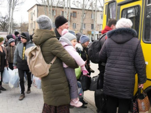 Из Покровска отправили беженцев на Западную Украину