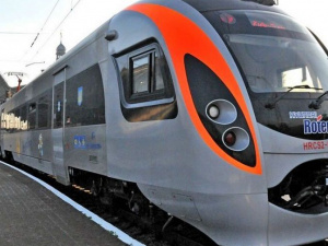 Президента просять відновити залізничне сполучення Київ – Покровськ